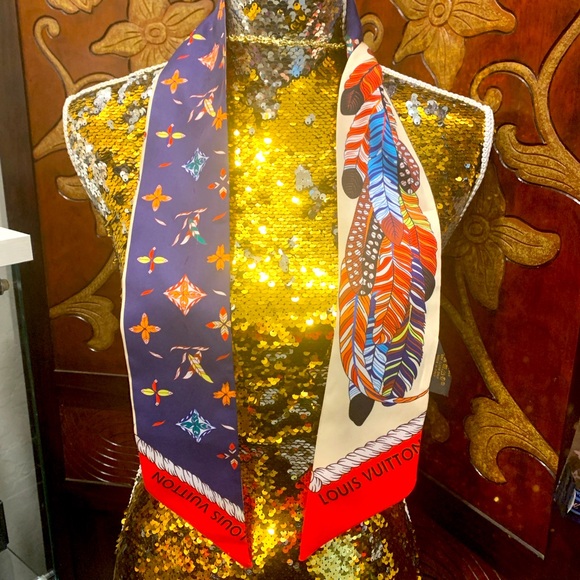 Louis Vuitton Love Birds Bandeau Ecru 💞EUC - Picture 2 of 8